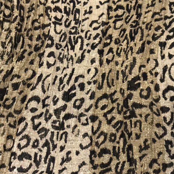 Leopard print scarf - Picture 2 of 4